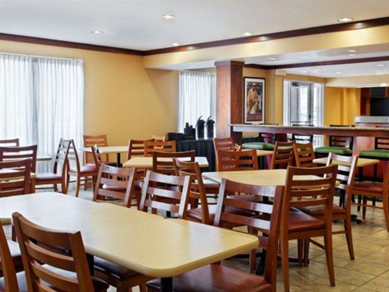 Fairfield Inn & Suites By Marriott San Antonio Airport/North Star Mall Экстерьер фото