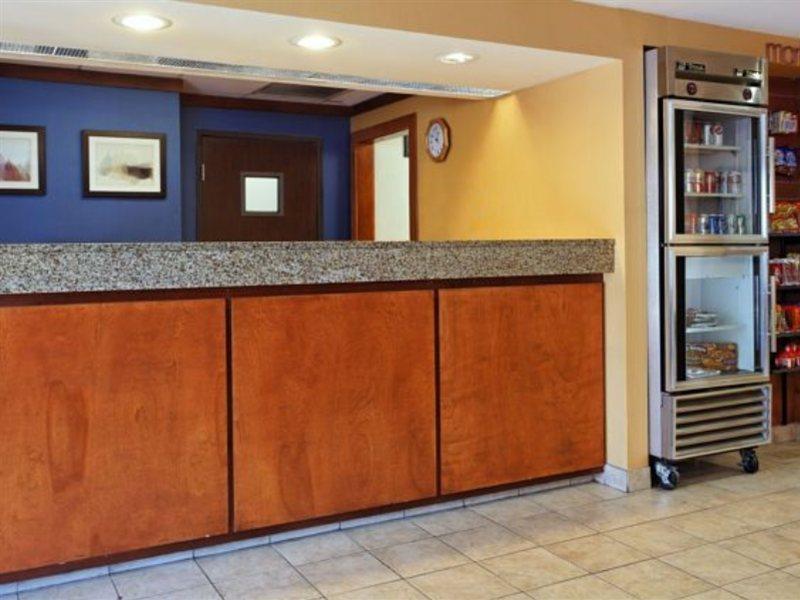 Fairfield Inn & Suites By Marriott San Antonio Airport/North Star Mall Экстерьер фото