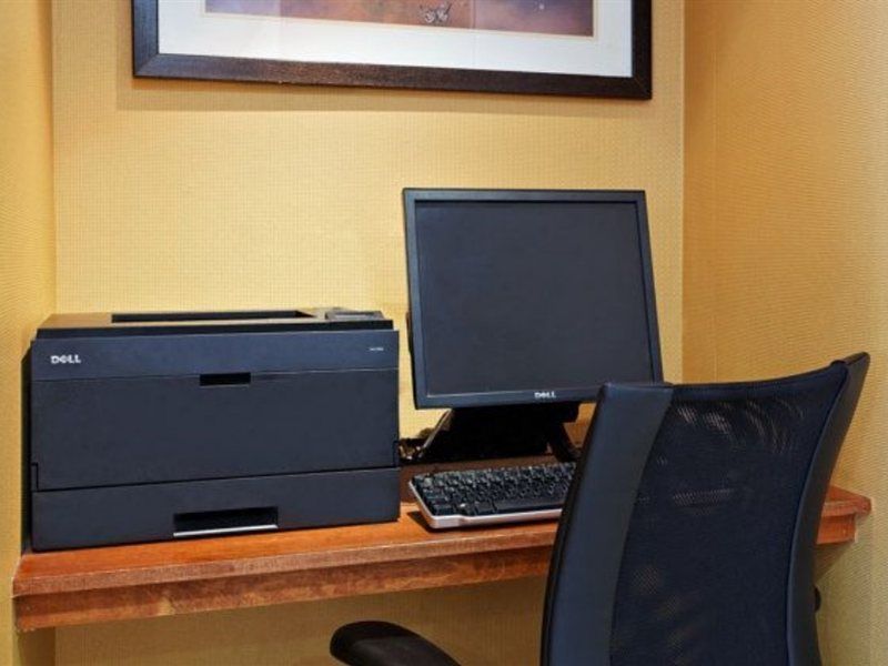 Fairfield Inn & Suites By Marriott San Antonio Airport/North Star Mall Экстерьер фото