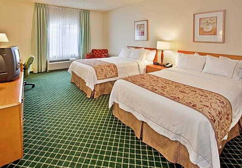 Fairfield Inn & Suites By Marriott San Antonio Airport/North Star Mall Экстерьер фото