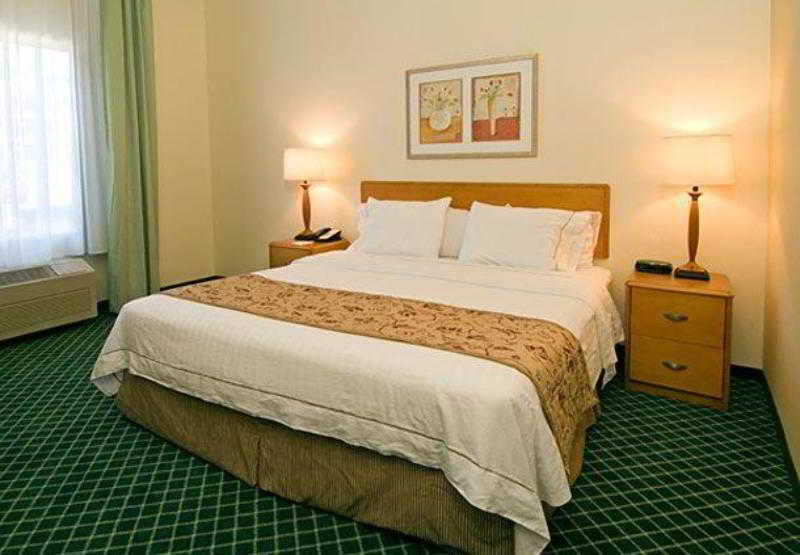 Fairfield Inn & Suites By Marriott San Antonio Airport/North Star Mall Экстерьер фото